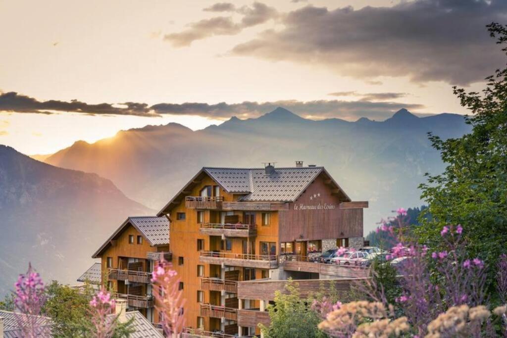 Chalet 4 Pers. Piscine Et Literie Toute Neuve. Puy-Saint-Vincent Eksteriør bilde